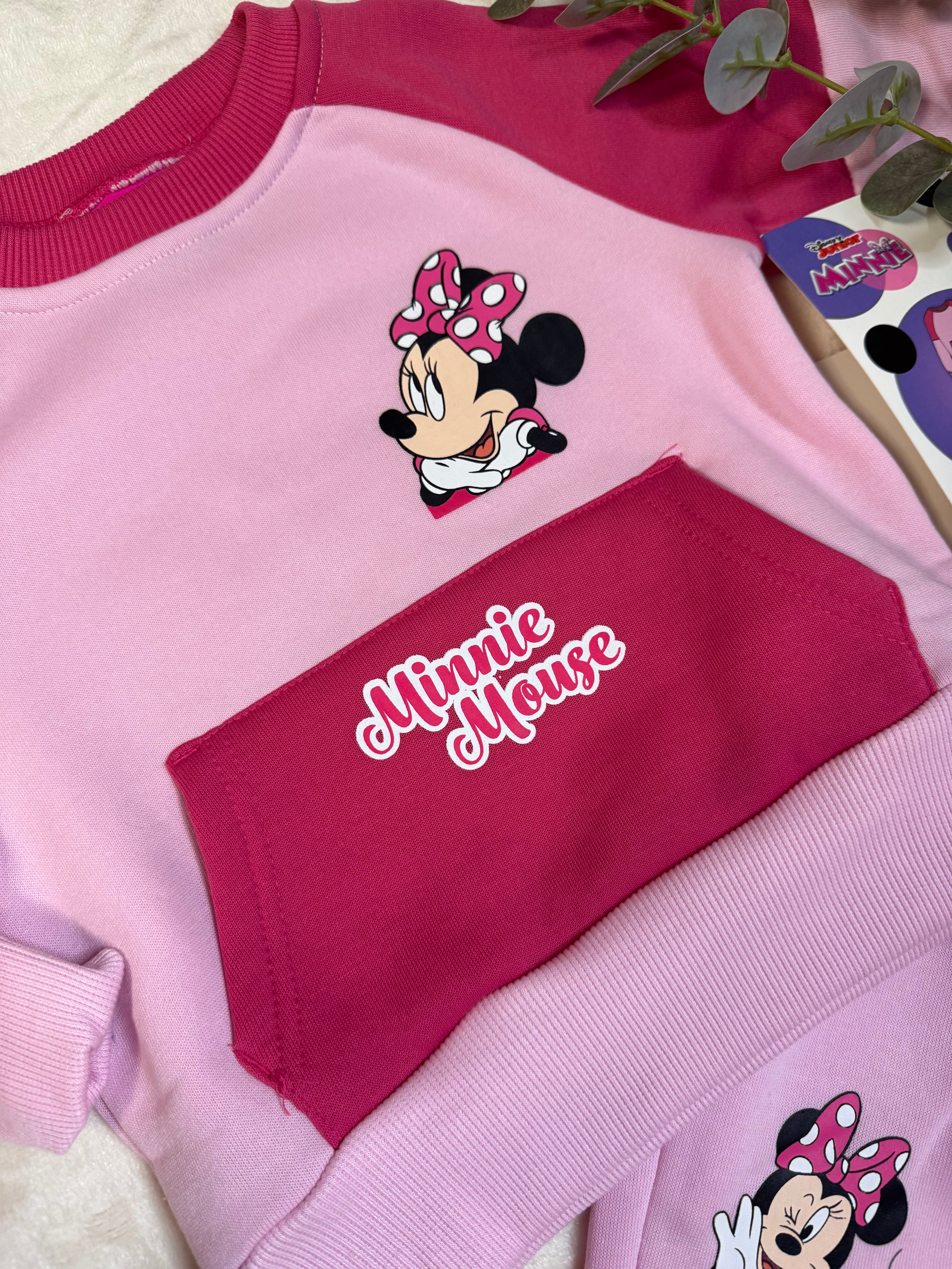 Jogging Minnie